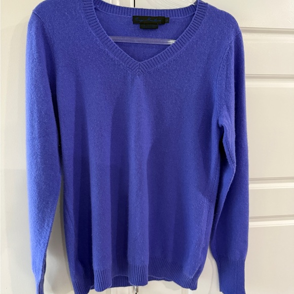 Enzo Mantovani Ladies’ 100% Cashmere Lilac V-Neck Sweater Large - Picture 1 of 4